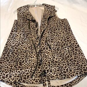 Entro Leopard Print Vest